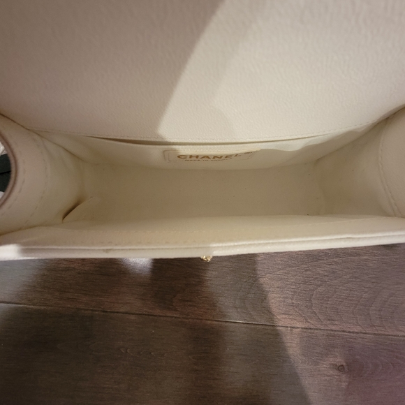 CHANEL SMALL BOY BAG (WHITE W/GOLD) - Picture 15 of 16